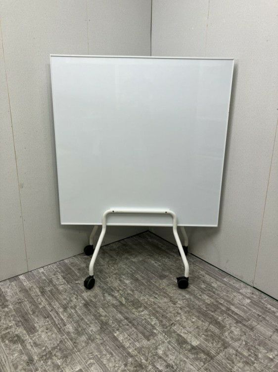 アスクルMatti（マッティ）シリーズ 脚付両面ホワイトボード 商品画像1