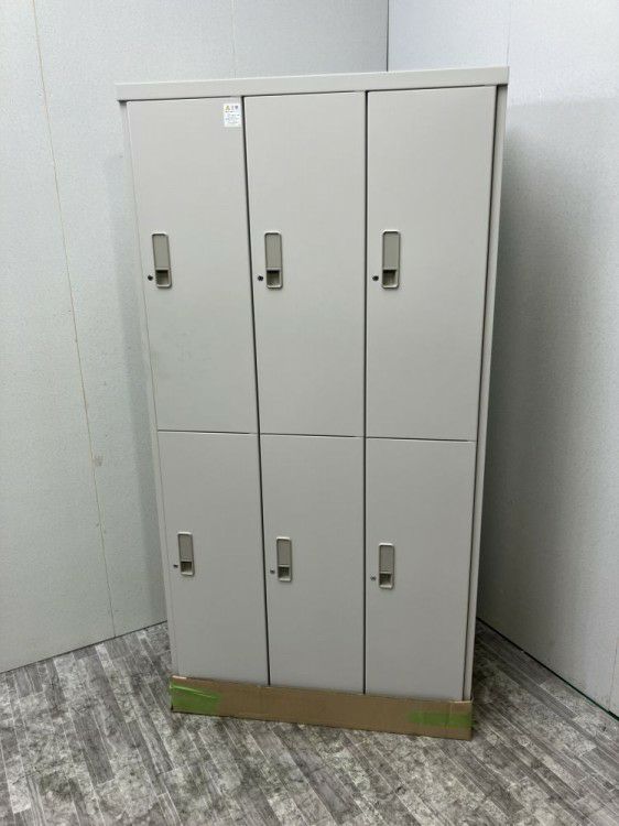 イトーキ6人用ロッカー 商品画像1