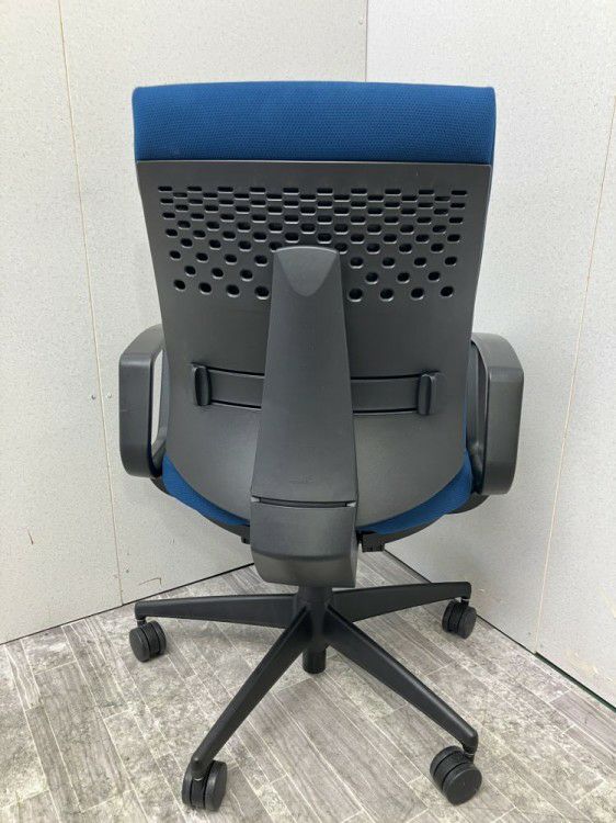 コクヨWizard3(ウィザード3)チェア 固定肘付ウィザード3チェア 商品画像5