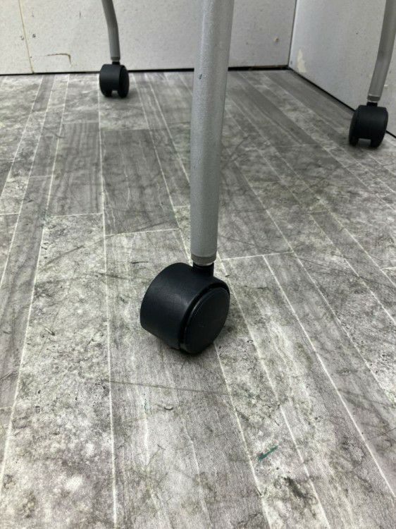 ナイキキャスター付スタッキングチェア 商品画像9