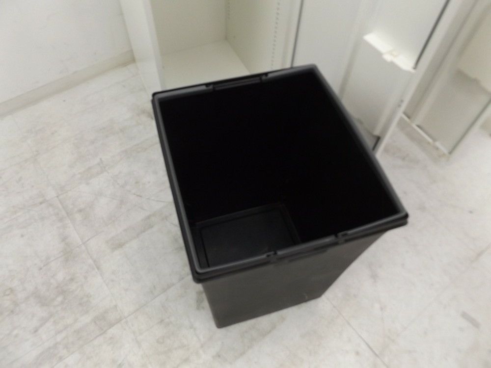 オカムラレクトラインシリーズ トラッシュユニット 商品画像9