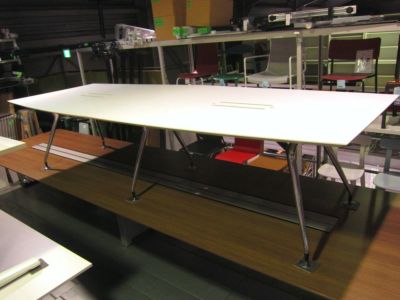 コクヨ品番 KT-33TNN 会議テーブル ＫＴ‐３０シリーズ 棚なし