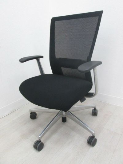 コクヨFOSTER CARINO（フォスターカリノ）チェア 固定肘付フォスターカリノチェア 商品画像1