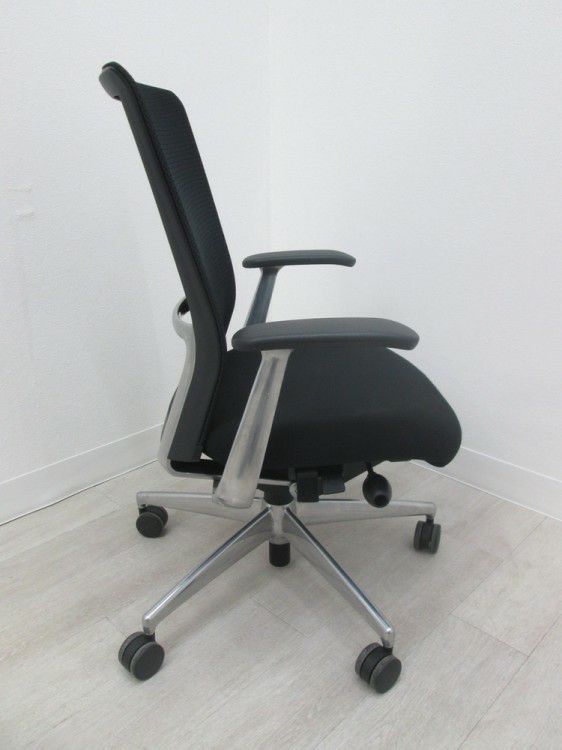 コクヨFOSTER CARINO（フォスターカリノ）チェア 固定肘付フォスターカリノチェア 商品画像3