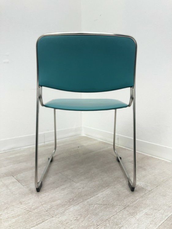 コクヨスタッキングチェア 商品画像4