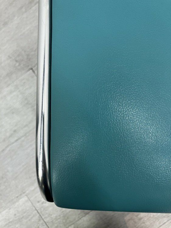 コクヨスタッキングチェア 商品画像9