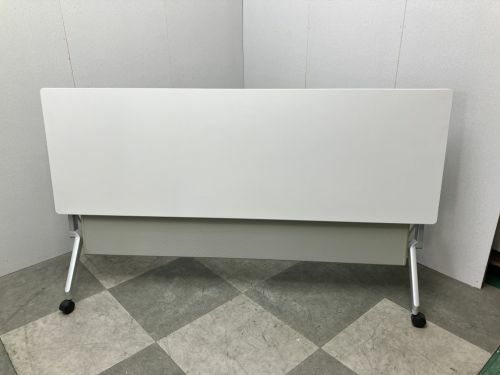 コクヨLeafline(リーフライン)シリーズ 1800サイドスタックテーブル 商品画像1