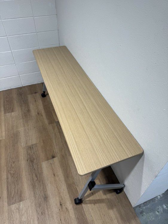 イトーキHXシリーズ 平行スタックテーブル 商品画像2