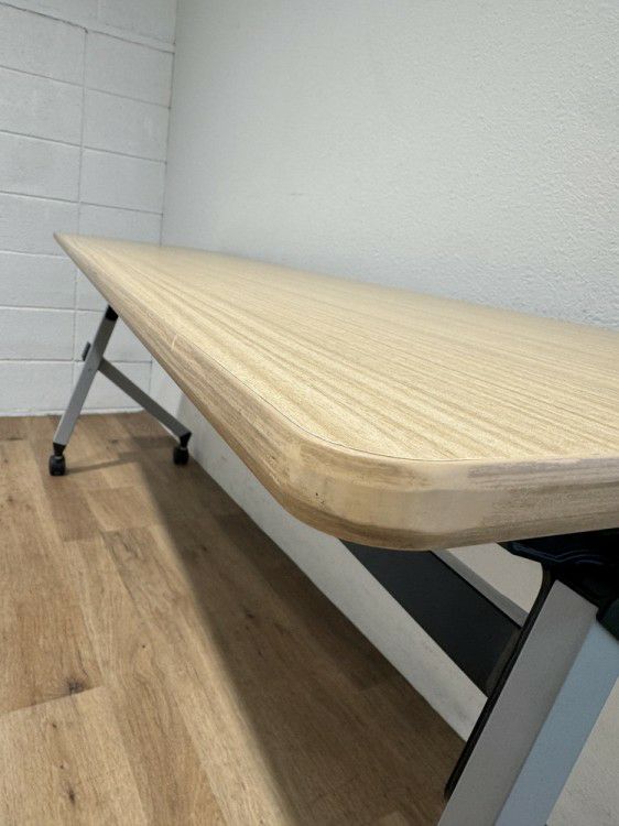 イトーキHXシリーズ 平行スタックテーブル 商品画像9