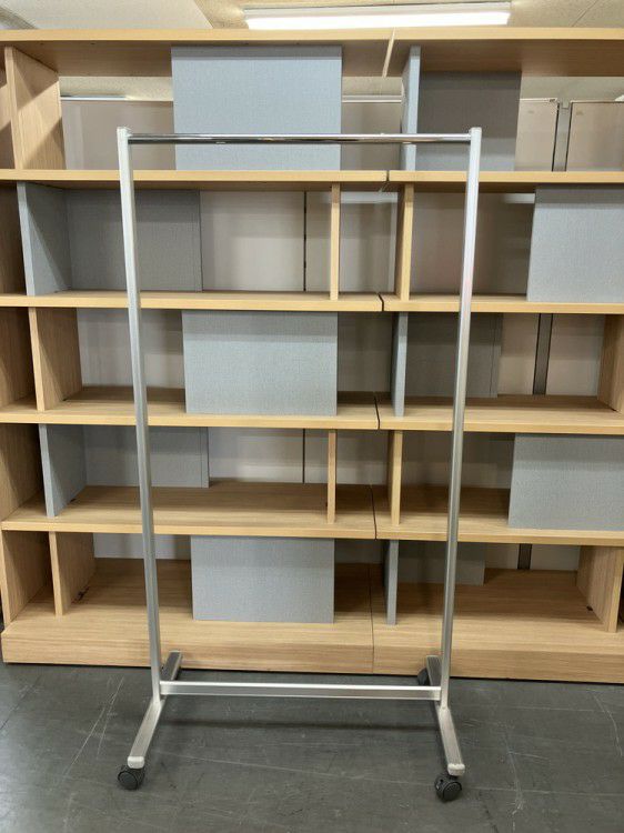 イトーキコートハンガー 商品画像1