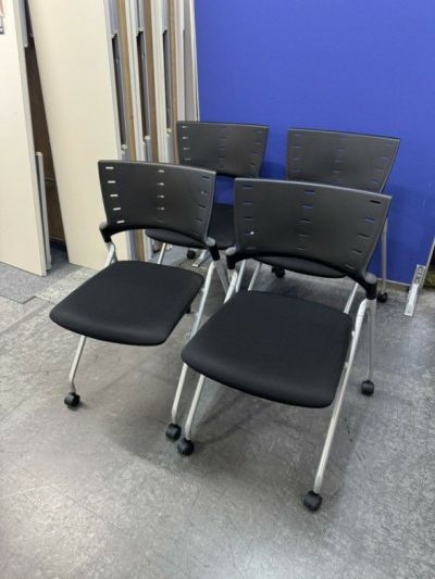 イトーキマノス(MANOSS)シリーズ ネスティングチェア 商品画像1