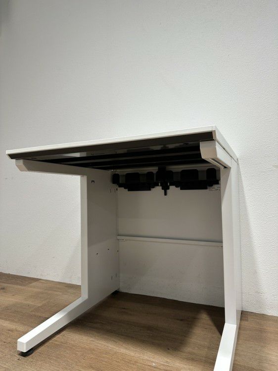 コクヨisシリーズ 700平デスク 商品画像3