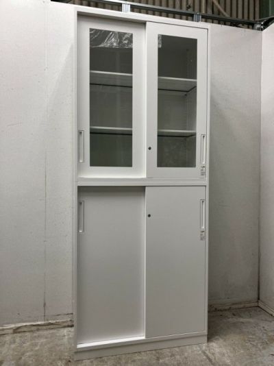 コクヨEDIA(エディア)シリーズ ガラススライド上下書庫 商品画像1
