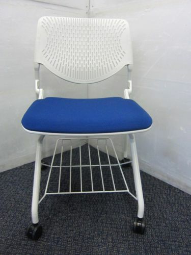 オカムラ ルナチェア3