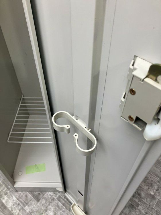 オカムラKZ-シリーズ 2人用ロッカー 商品画像7