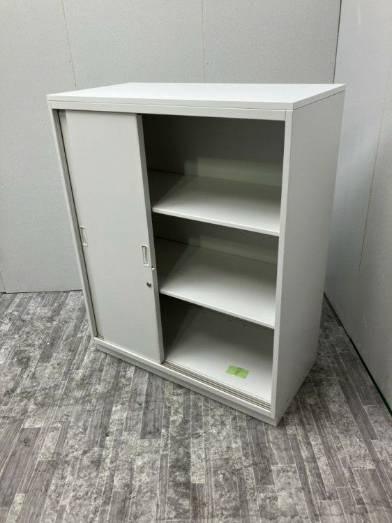 イトーキシンラインシリーズ 天板付3扉引違い書庫 商品画像6