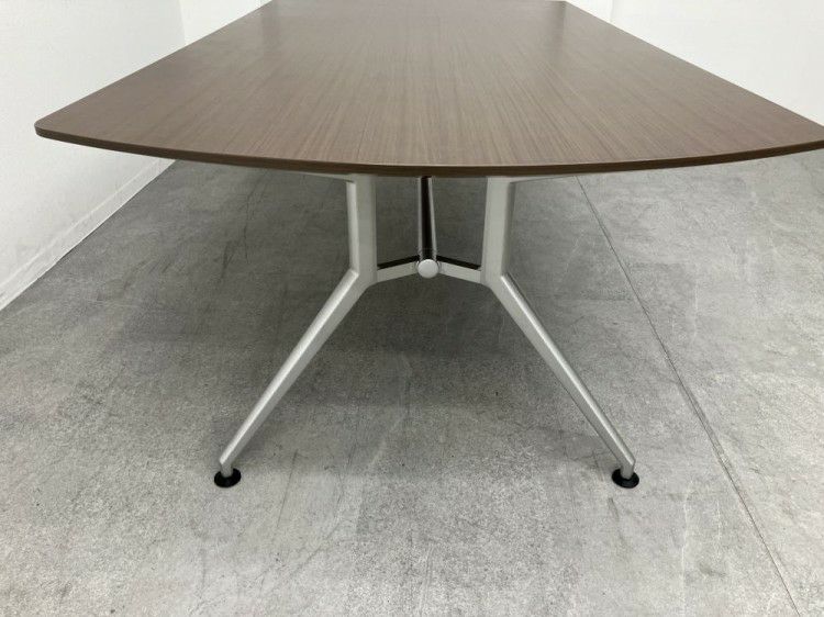 イトーキDDシリーズ 2400ミーティングテーブル 商品画像3