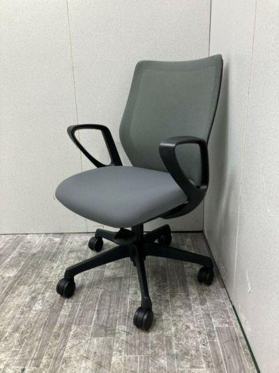 オカムラCG-M(シージーエム)シリーズ 固定肘付CG-Mチェア 商品画像1