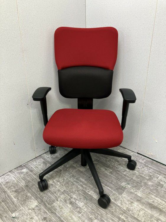 スチールケースレッツビー（Let’s B）チェア 可動肘付レッツピーチェア 商品画像2