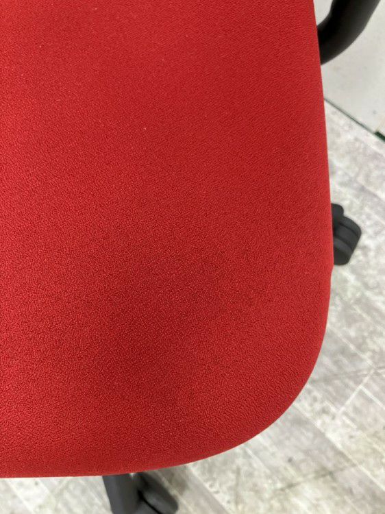 スチールケースレッツビー（Let’s B）チェア 可動肘付レッツピーチェア 商品画像7