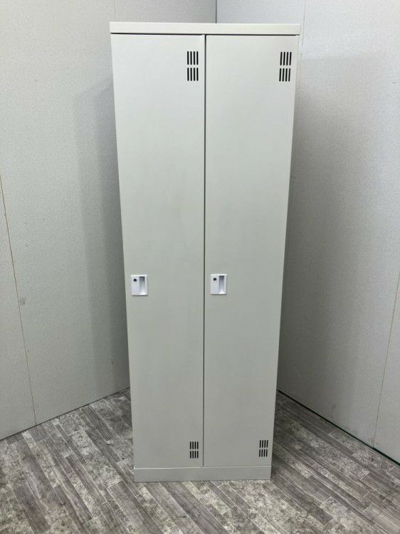 東京鋼器2人用ロッカー 商品画像1