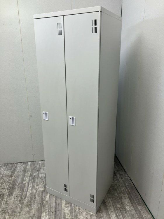 東京鋼器2人用ロッカー 商品画像2