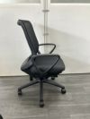 ライオンレイオスシリーズ 固定肘付レイオスチェア 商品画像5