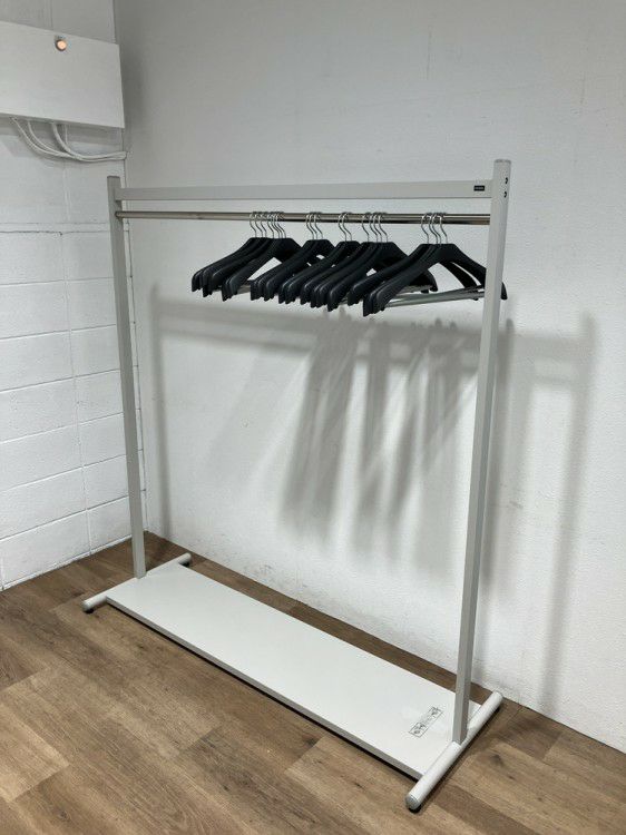 ウチダ（内田洋行）コートハンガー 商品画像1