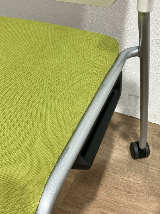 イトーキステンザシリーズ スタッキングチェア4脚セット 商品画像7