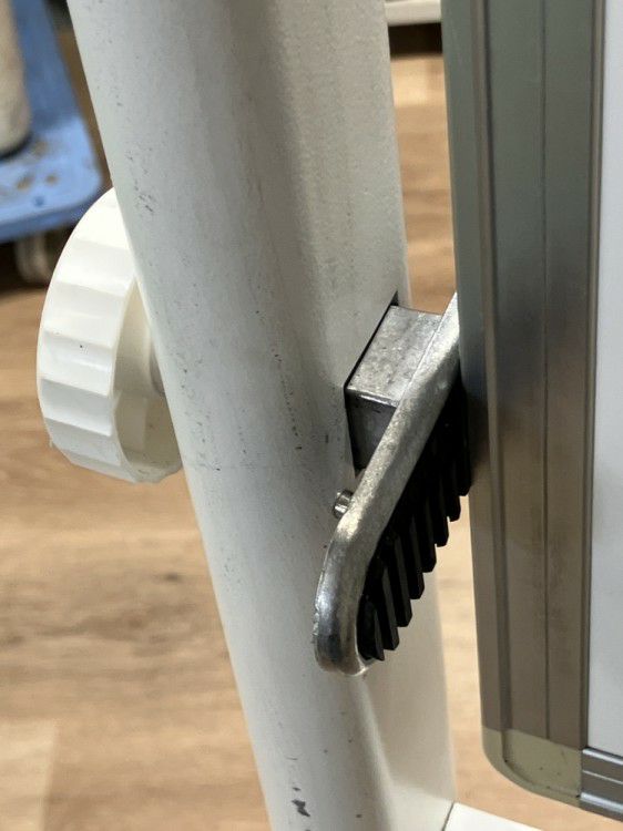 イトーキ1800脚付ホワイトボード 商品画像8