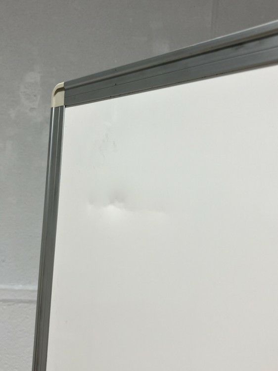 イトーキ1800脚付ホワイトボード 商品画像8