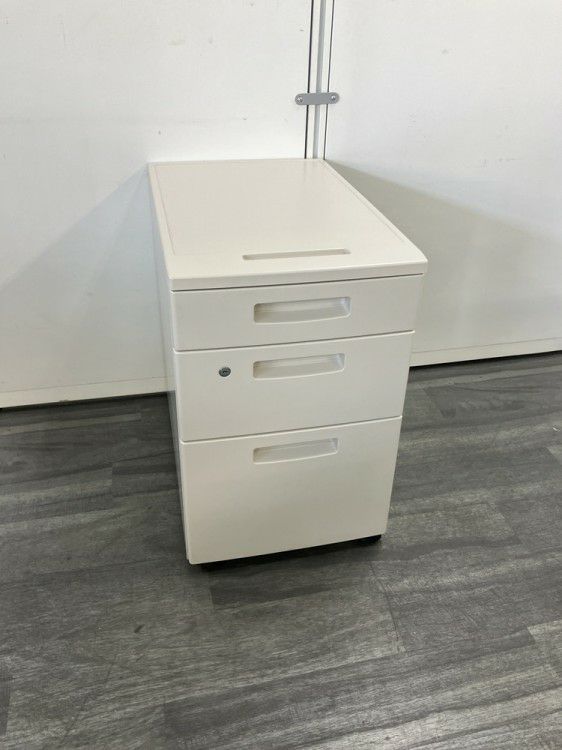 コクヨBSシリーズ インワゴン 商品画像1