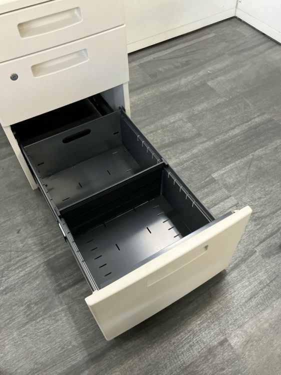 コクヨBSシリーズ インワゴン 商品画像2