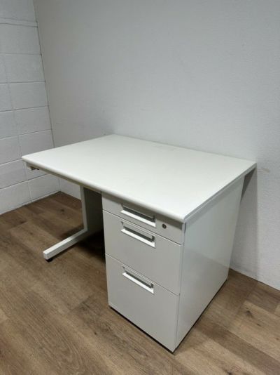 プラスJSシリーズ 1000片袖デスク 商品画像1
