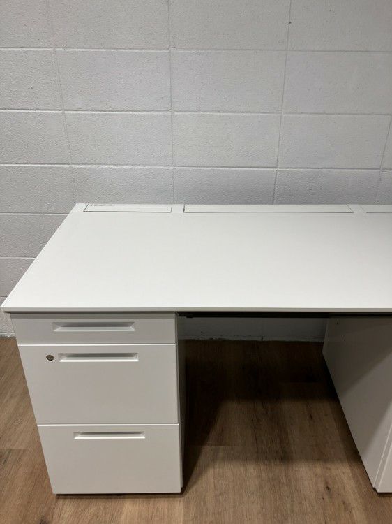 コクヨisシリーズ 1400両袖デスク 商品画像3