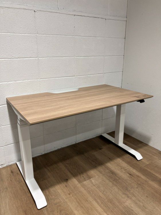 コクヨSEQENCE(シークエンス)シリーズ 1200電動昇降デスク 商品画像1