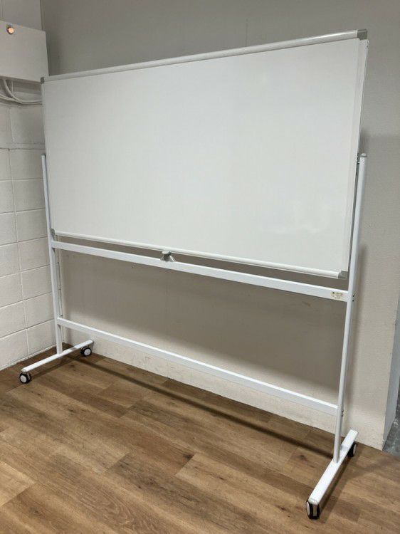 アイリスチトセ1800脚付ホワイトボード 商品画像1