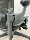 HermanMiller（ハーマンミラー）アーロンチェア 可動肘付アーロンチェア 商品画像6