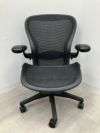 HermanMiller（ハーマンミラー）アーロンチェア 可動肘付アーロンチェア 商品画像2