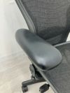HermanMiller（ハーマンミラー）アーロンチェア 可動肘付アーロンチェア 商品画像8