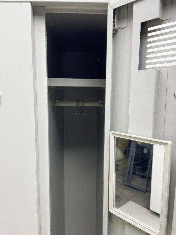 ナイキSLKシリーズ 6人用ロッカー 商品画像5