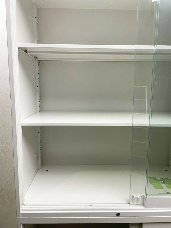 オカムラレクトラインシリーズ ガラススライド上下書庫 商品画像6