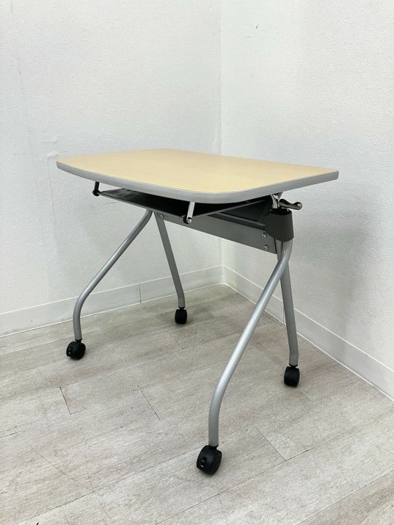 コクヨアジリタシリーズ 平行スタックテーブル 商品画像1