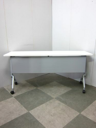 コクヨLeafline(リーフライン)シリーズ 1500サイドスタックテーブル 商品画像4