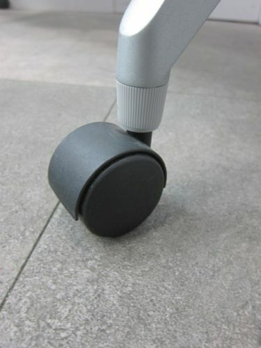 コクヨLeafline(リーフライン)シリーズ 1500サイドスタックテーブル 商品画像7