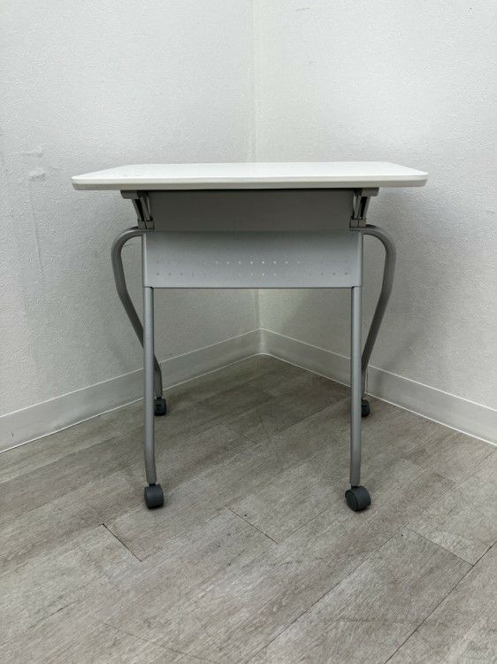 コクヨプレサテーブルSシリーズ 平行スタックテーブル 商品画像2