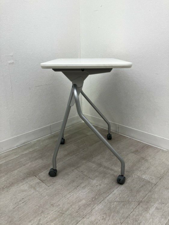 コクヨプレサテーブルSシリーズ 平行スタックテーブル 商品画像3