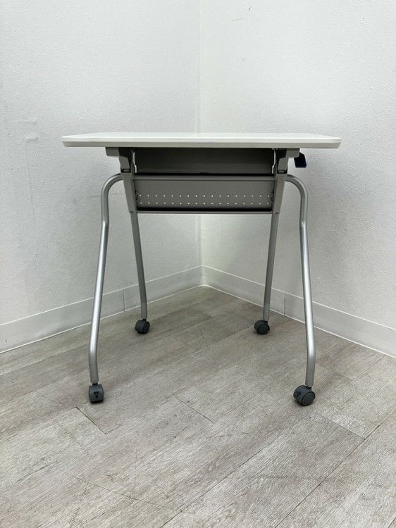 コクヨプレサテーブルSシリーズ 平行スタックテーブル 商品画像4