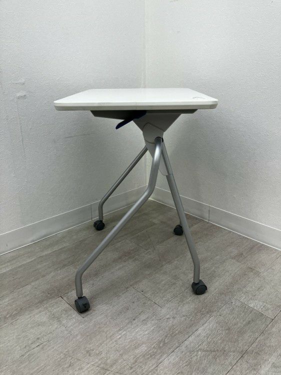 コクヨプレサテーブルSシリーズ 平行スタックテーブル 商品画像5