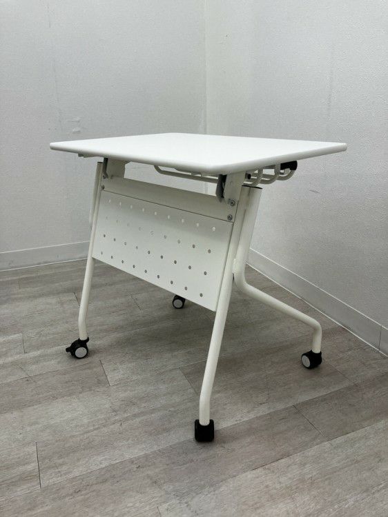 研修デスクシリーズ 平行スタックテーブル 商品画像1